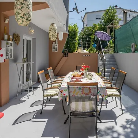 Appartement Dalmatian 230m2 With Pool And Garden Near The Old Town For Families Split