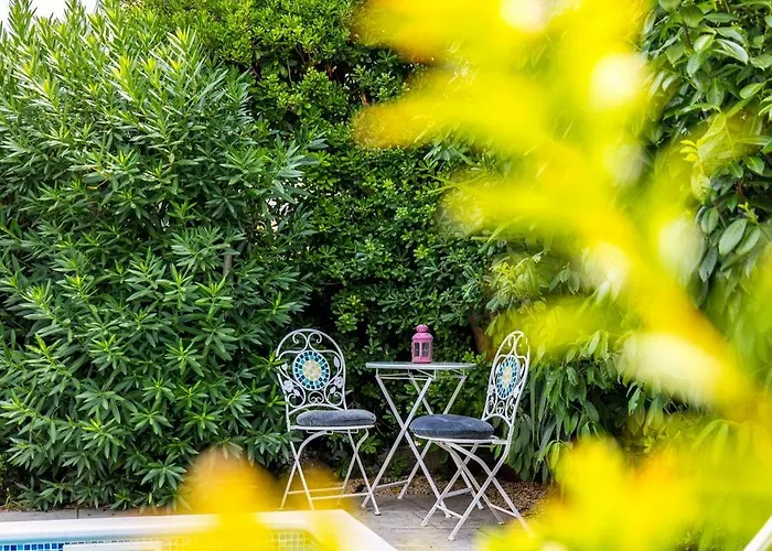 Dalmatian 230m2 With Pool And Garden Near The Old Town For Families * Split