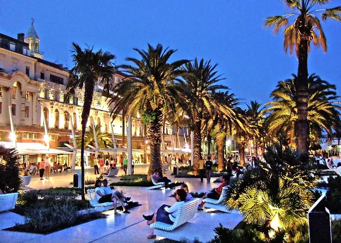 Dalmatian 230m2 With Pool And Garden Near The Old Town For Families *